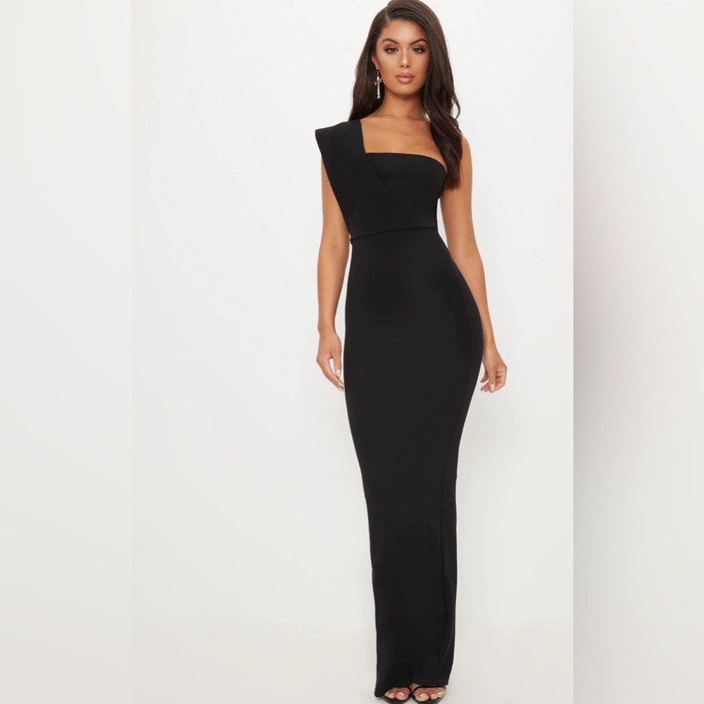 Pretty Little Thing Black One Shoulder Maxi Dress